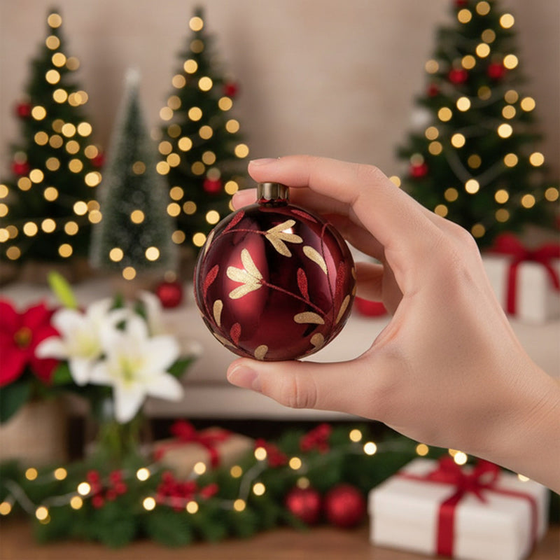 Sparkle Up Your Holidays with Our 4PCS Shiny Christmas Glass Ball Ornaments! Perfect for Tree Decor & Festive Vibes! 🎄✨